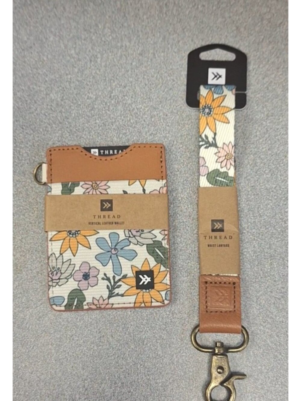 Thread Wallet Elastic Slim Card Holder Wallet AND Keychain Clip New Set